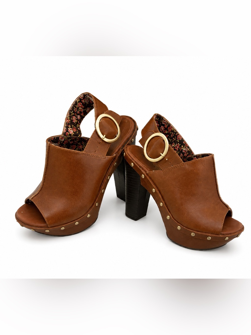 Unlisted Kenneth Cole 90’s Y2K Studded Gold Buckle Platform Sandals Size 6